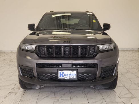 Used 2024 Jeep Grand Cherokee L Laredo AWD/4WD image 2
