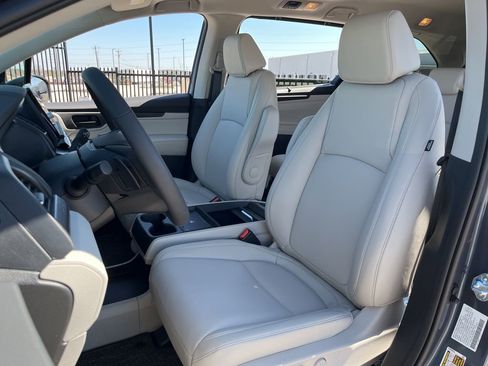 Certified 2026 Honda Odyssey EX-L image 25