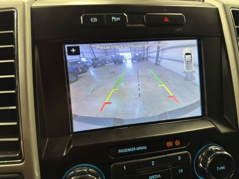 Used 2019 Ford F250 Lariat AWD/4WD image 21