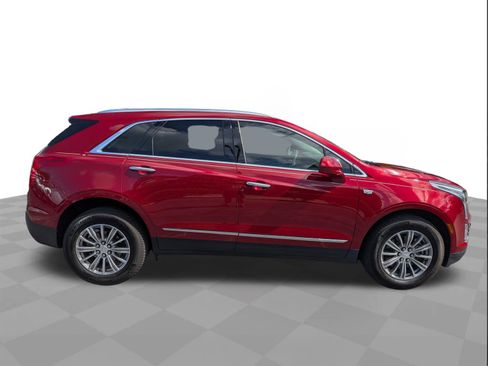 Used 2019 Cadillac XT5 Luxury FWD image 3