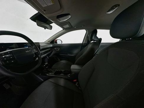 Used 2025 Kia K4 FWD image 10