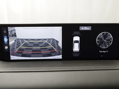 Used 2024 Genesis GV80 2.5T AWD/4WD image 11