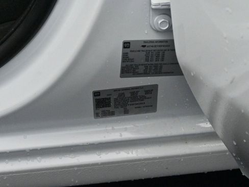 Used 2025 GMC Sierra 2500 AT4X image 28