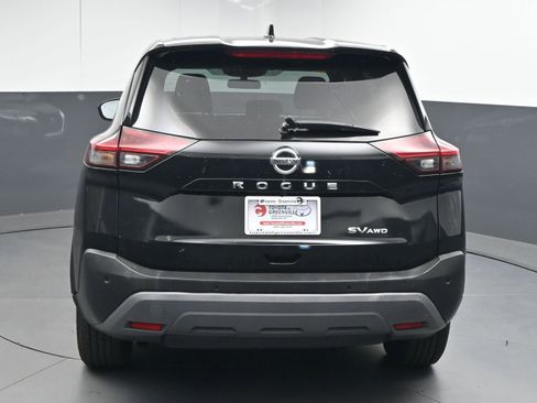 Used 2021 Nissan Rogue SV image 7