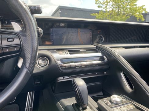 Used 2021 Lexus LC 500 Convertible w/ Touring Package RWD image 32