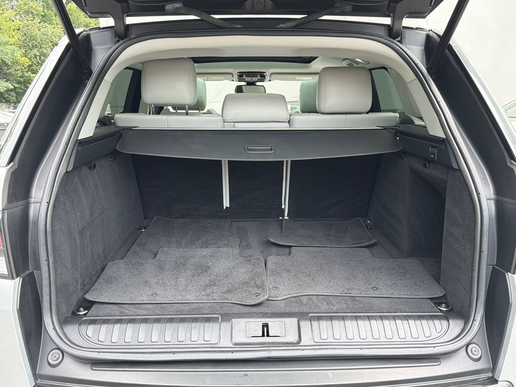 Used 2016 Land Rover Range Rover Sport HSE AWD/4WD image 6
