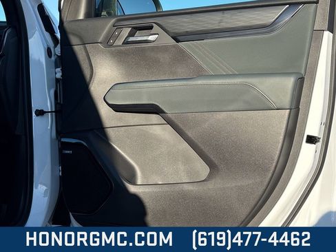 Used 2025 GMC Acadia AT4 w/ LPO, Floor Liner Package image 24