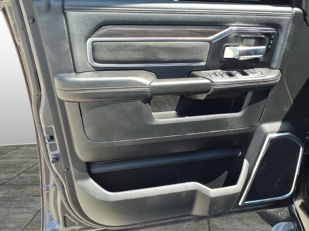 Used 2026 RAM 2500 Laramie AWD/4WD image 12