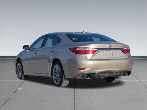 Used 2013 Lexus ES 350 w/ Luxury Pkg image 4