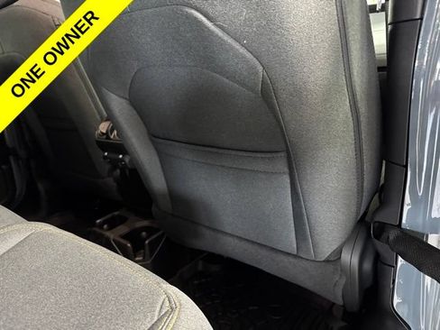 Used 2024 Jeep Gladiator Sport AWD/4WD image 33