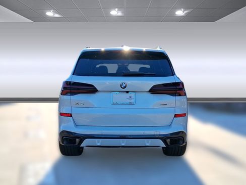 Used 2026 BMW X5 sDrive40i w/ M Sport Package image 9