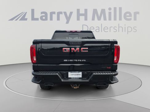Used 2021 GMC Sierra 1500 AT4 w/ AT4 Premium Package AWD/4WD image 4