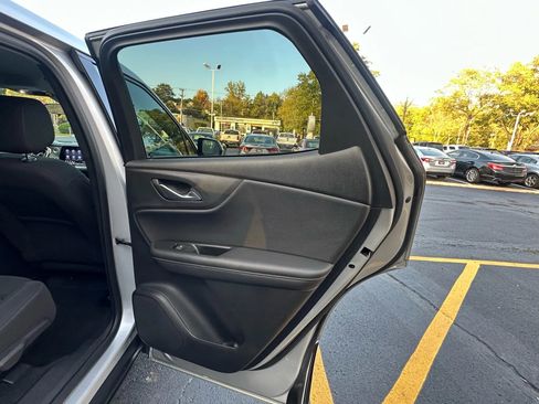 Used 2021 Chevrolet Blazer LT image 40