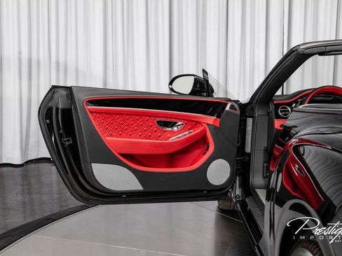 Used 2021 Bentley Continental GT Mulliner image 27