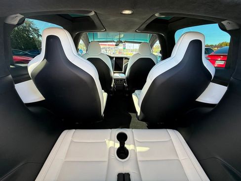 Used 2021 Tesla Model X Performance image 24