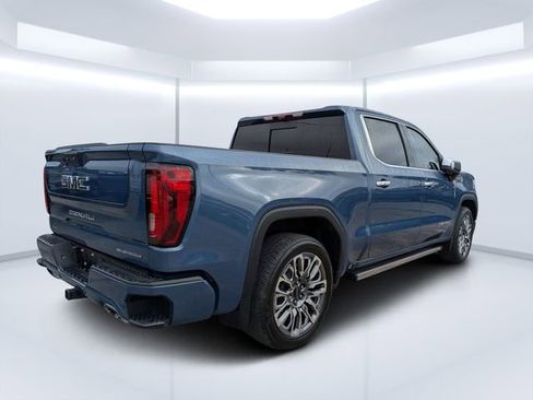 Used 2025 GMC Sierra 1500 Denali Ultimate image 3