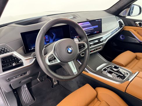 Certified 2026 BMW X7 xDrive40i AWD/4WD image 4