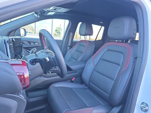 Used 2025 Chevrolet Equinox RS w/ Safety and Technology Package image 18