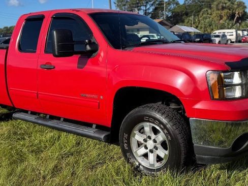 Used 2008 GMC Sierra 1500 SLE w/ Max Trailering Pack AWD/4WD image 2