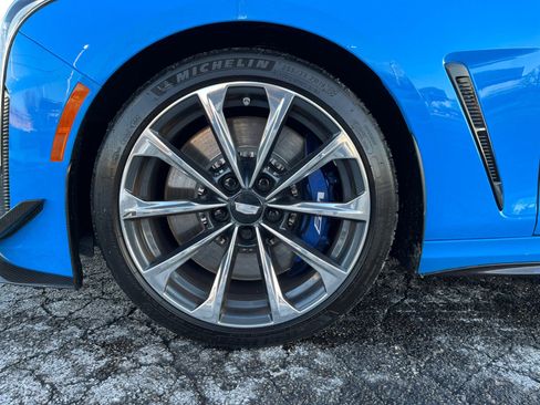 Used 2023 Cadillac CT4 V Blackwing w/ Watkins Glen IMSA Edition image 9