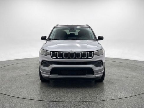 Used 2025 Jeep Compass Limited image 2