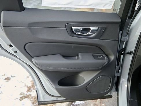 New 2026 Volvo XC60 B5 Ultra w/ Climate Package image 20