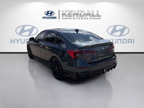 Used 2023 Honda Civic Sport image 4