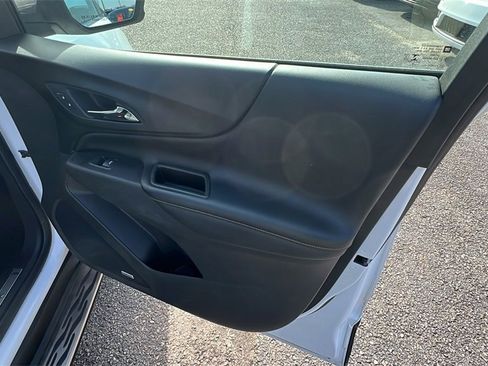 Used 2018 Chevrolet Equinox Premier w/ Infotainment II Package image 15