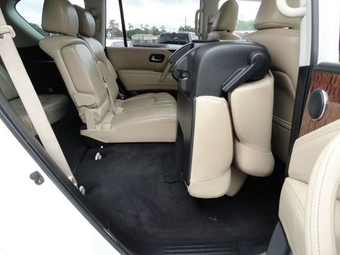 Used 2018 Nissan Armada SL w/ Premium Package AWD/4WD image 8