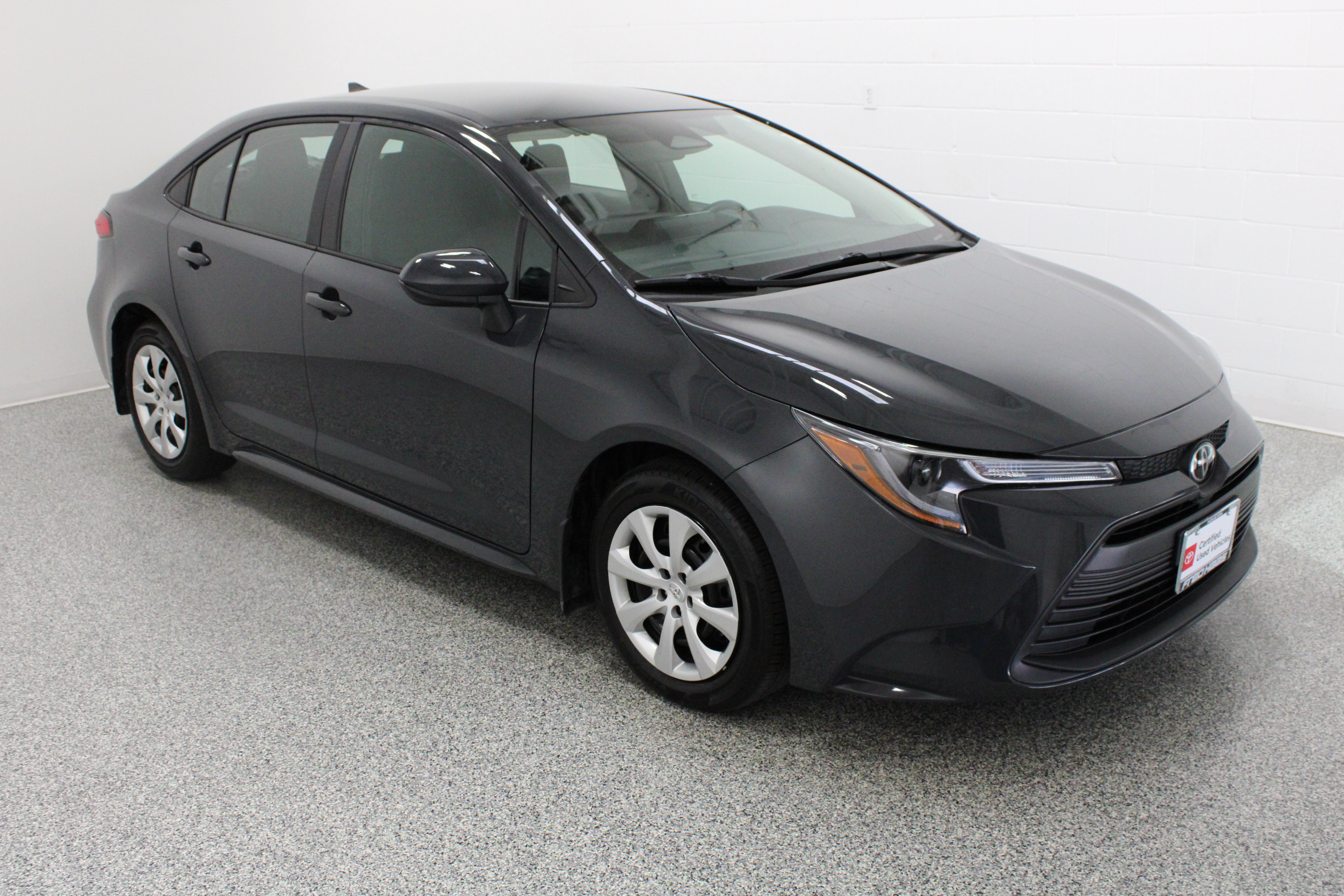 Certified 2026 Toyota Corolla LE FWD image 4