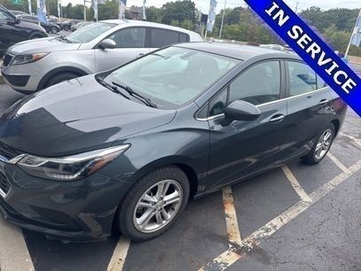 Used 2017 Chevrolet Cruze LT