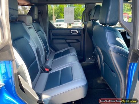 Used 2024 Ford Bronco Outer Banks AWD/4WD image 8