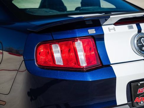 Used 2010 Ford Mustang Shelby GT500 RWD image 52