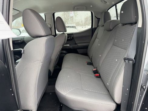 Used 2022 Toyota Tacoma SR5 image 23