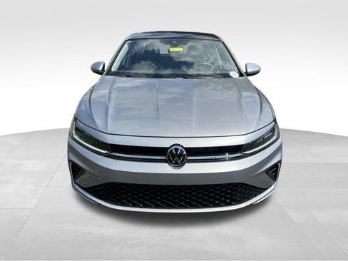New 2026 Volkswagen Jetta SE FWD image 3