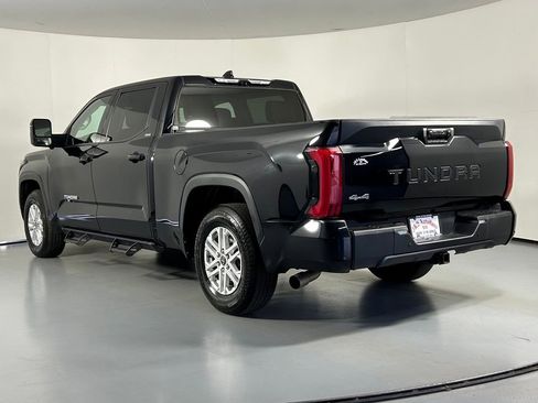 Used 2023 Toyota Tundra SR5 w/ SR5 Premium Package AWD/4WD image 5