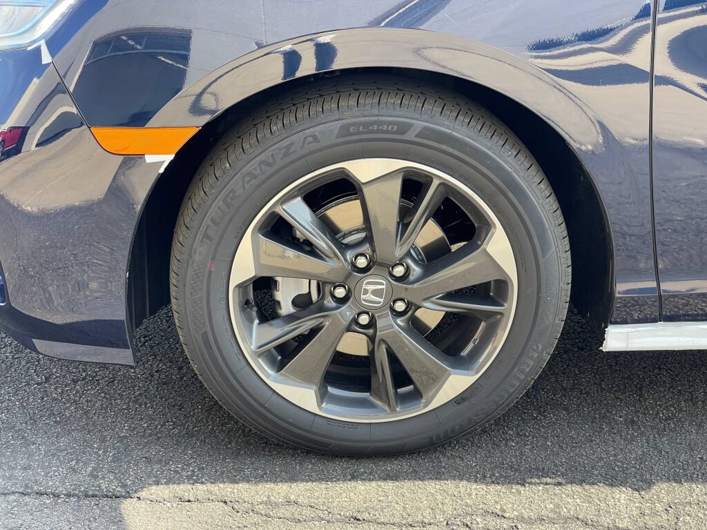 Certified 2024 Honda Odyssey EX image 24