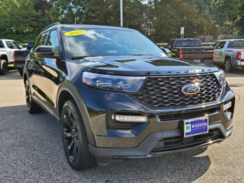 Used 2023 Ford Explorer ST w/ Equipment Group 401A AWD/4WD image 8