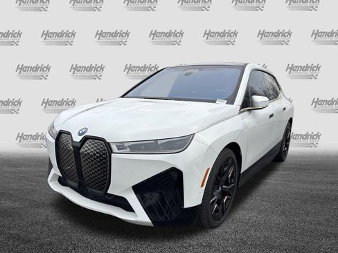 Used 2023 BMW iX M60 w/ Executive Package image 5