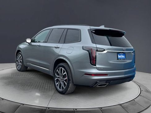 Used 2025 Cadillac XT6 Sport AWD/4WD image 3