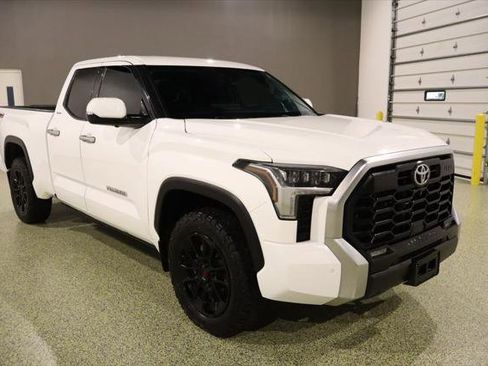 Used 2023 Toyota Tundra Limited image 1