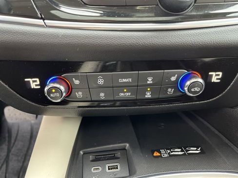 Certified 2024 Buick Enclave Avenir w/ Avenir Technology Package image 19