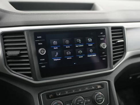 Used 2019 Volkswagen Atlas SE AWD/4WD image 16