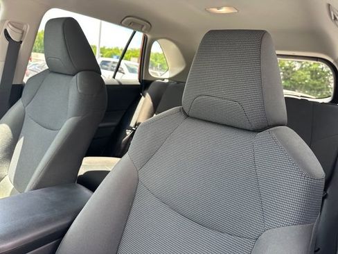 Used 2025 Toyota RAV4 LE FWD image 16