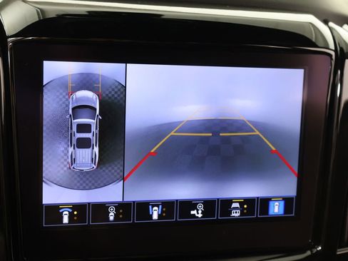 Used 2023 Chevrolet Traverse Premier AWD/4WD image 58