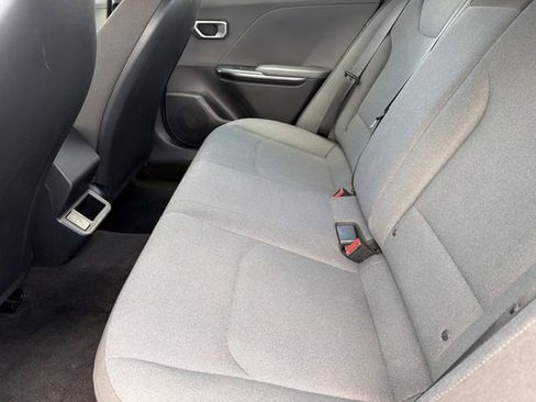 Used 2025 Kia K4 FWD image 18