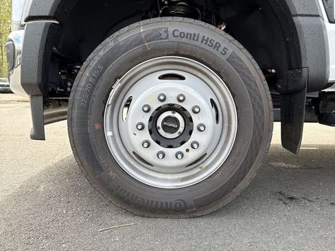 New 2025 Ford F450 XL w/ XL Chrome Package AWD/4WD image 10