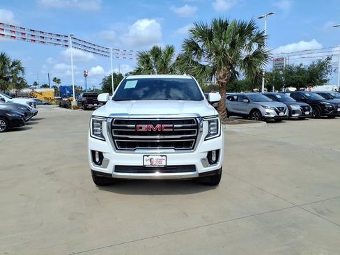 Used 2024 GMC Yukon SLT RWD image 8