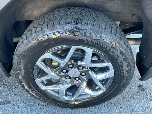 Used 2024 GMC Sierra 1500 SLT w/ SLT Premium Plus Package image 24