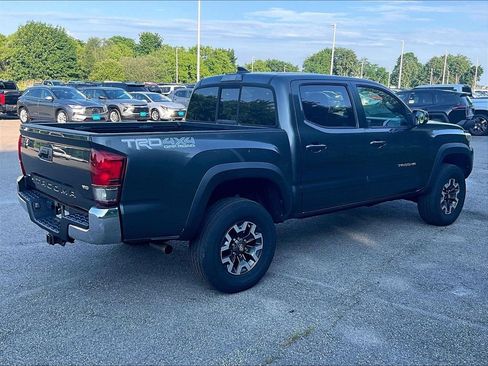 Used 2016 Toyota Tacoma TRD Off-Road w/ Towing Package AWD/4WD image 6